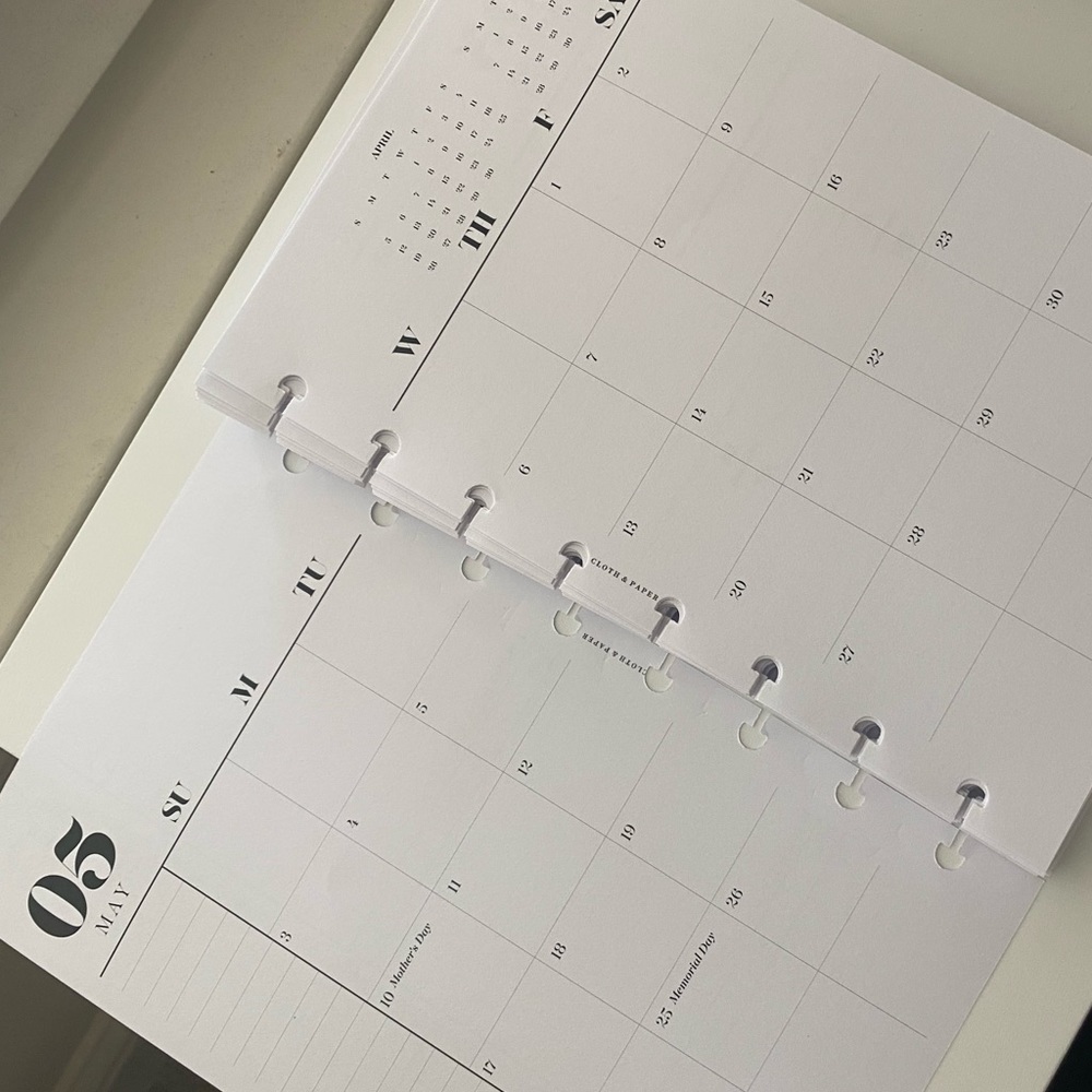 Cloth & Paper Vertical WO2P Dated Yearly Inserts